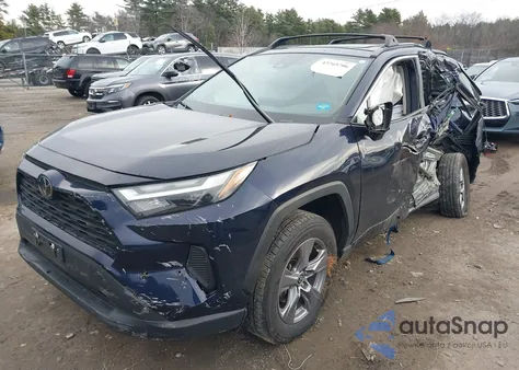 2022 Toyota Rav4 Xle z USA, uszkodzony, nr VIN 2T3P1RFV0NW249534